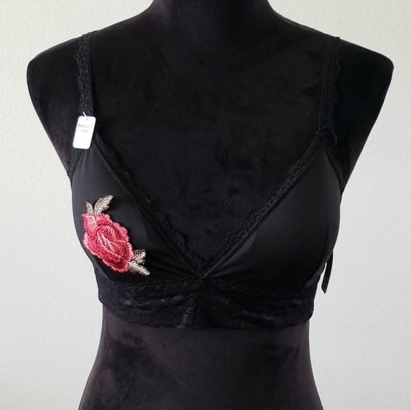 sophie b. Other - NWT Sophie B. Floral Black Lace Bralette